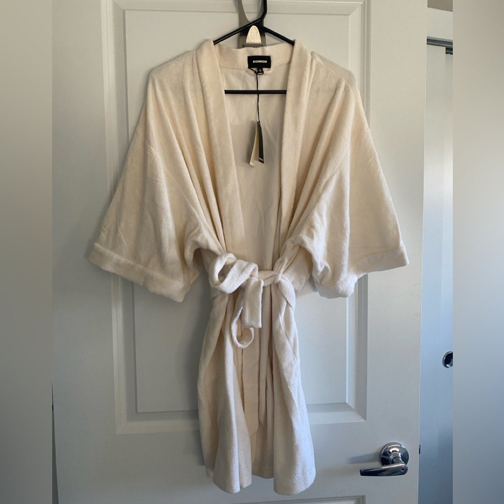 Monrow Terry Cloth Robe - Picture 2 of 4